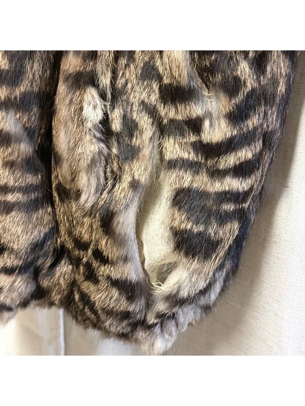 Woman’s Real Rabbit Jacket. Size 16 - Picture 4 of 9